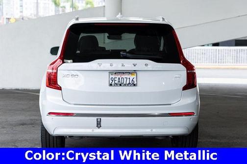 2023 Volvo XC90 Recharge Plug-In Hybrid T8 Ultimate Bright Theme 7-Seater