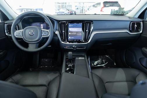 2025 Volvo S60 B5 Core