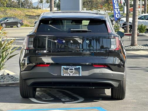 2026 Volvo EX30 Plus Twin Motor Performance, Fully electric