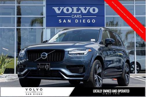 2023 Volvo XC90 Recharge Plug-In Hybrid T8 Plus Dark Theme 7-Seater