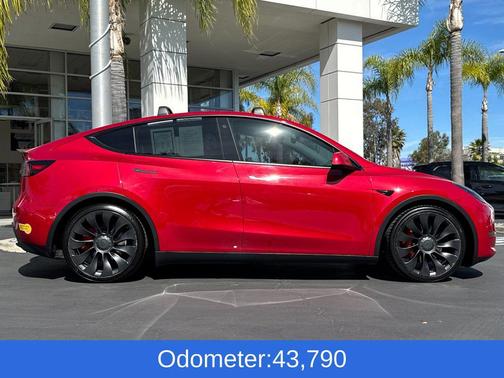2022 Tesla Model Y Performance Dual Motor All-Wheel Drive
