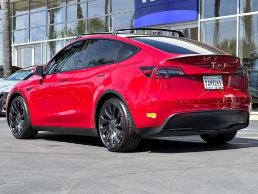 2022 Tesla Model Y Performance Dual Motor All-Wheel Drive