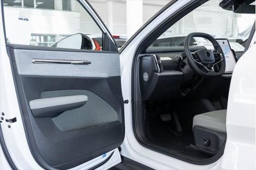 2025 Volvo EX30 Twin Motor Plus