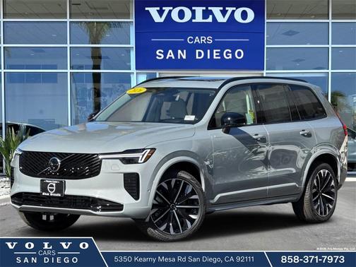 2026 Volvo XC90 B6 Ultra Dark Theme 7-Seater