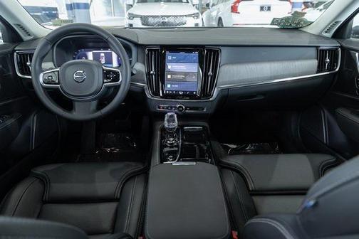 2024 Volvo S90 Recharge Plug-In Hybrid Ultimate