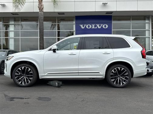 2026 Volvo XC90 B6 Ultra 7-Seater