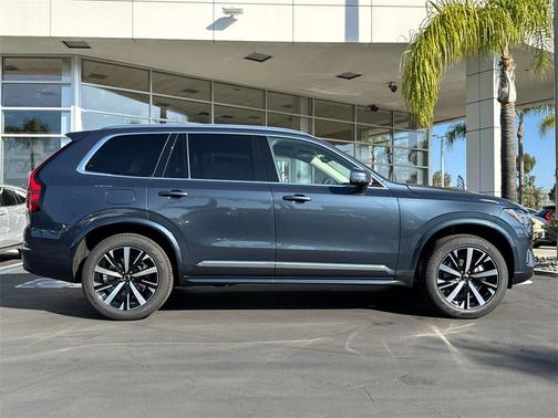 2026 Volvo XC90 Core, B5 AWD Gas (mild hybrid), Gasoline, Bright, 7 Seats