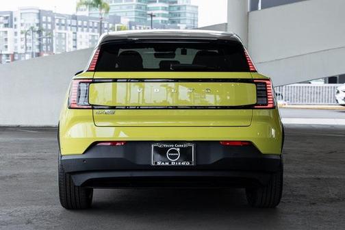 2025 Volvo EX30 Twin Motor Ultra