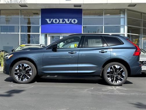 2026 Volvo XC60 B5 Ultra