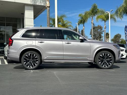 2026 Volvo XC90 Ultra, B6 AWD Gas (mild hybrid), Gasoline, Bright, 7 Seats