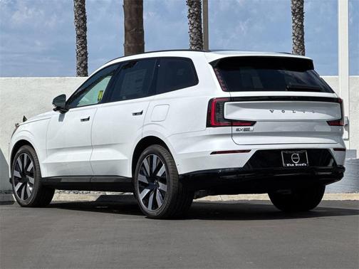 2025 Volvo EX90 Twin Motor Performance Ultra
