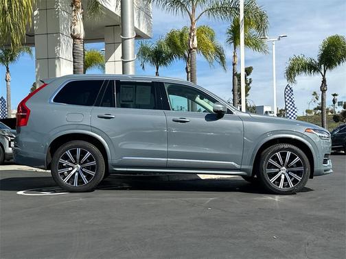 2023 Volvo XC90 B6 Plus 6-Seater
