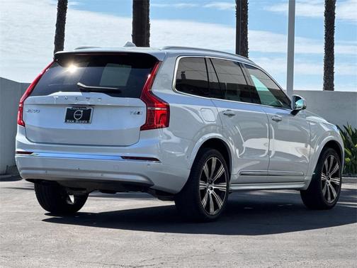 2022 Volvo XC90 T6 Inscription