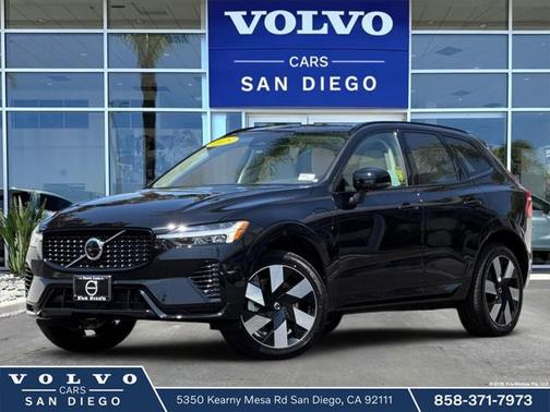 2025 Volvo XC60 Plug-In Hybrid T8 Plus