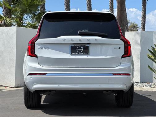 2026 Volvo XC90 B6 Plus 6-Seater