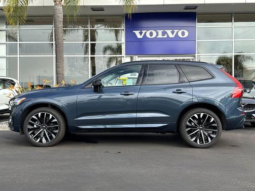 2026 Volvo XC60 B5 Ultra