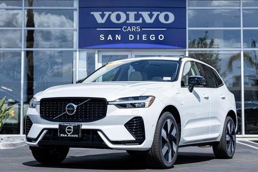 2025 Volvo XC60 Plug-In Hybrid T8 Plus