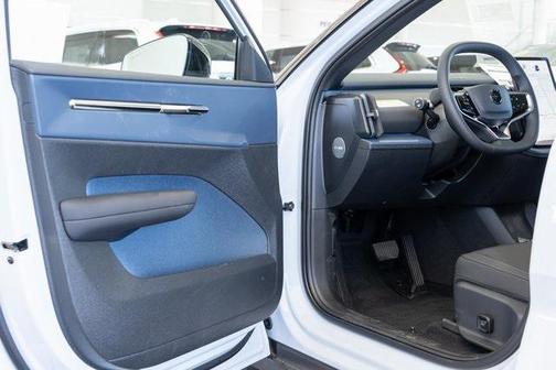 2025 Volvo EX30 Twin Motor Plus
