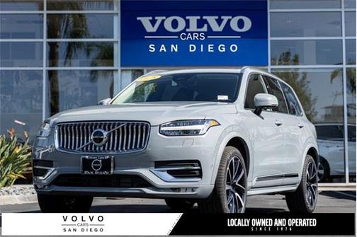 2025 Volvo XC90 B6 Plus 6-Seater