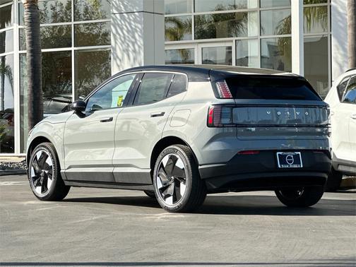 2026 Volvo EX30 Plus Twin Motor Performance, Fully electric