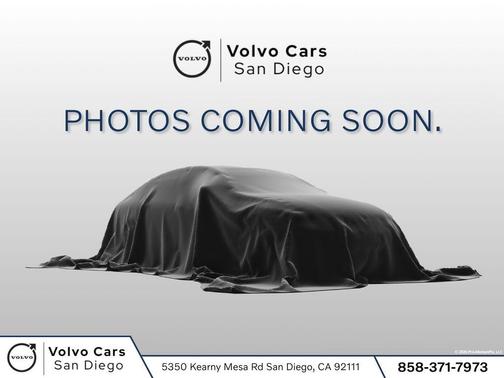Vapour Grey Metallic 2026 Volvo XC60 B5 Plus