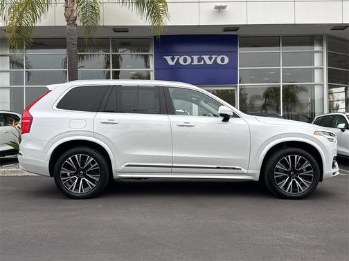 2023 Volvo XC90 Recharge Plug-In Hybrid T8 Plus 6-Seater