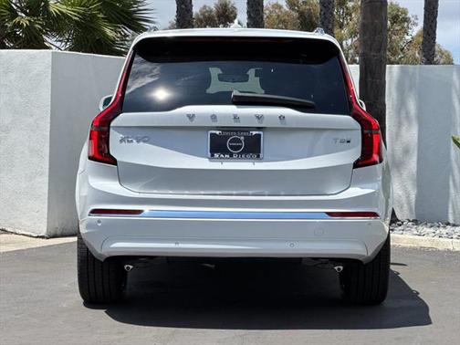 2025 Volvo XC90 Plug-In Hybrid T8 Ultra 7-Seater