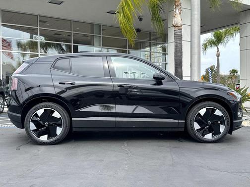 2026 Volvo EX30 Ultra Twin Motor Performance, Fully electric