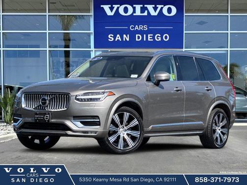 2022 Volvo XC90 T6 Inscription