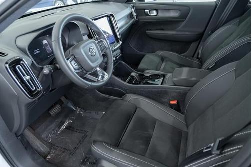 2023 Volvo C40 Recharge Pure Electric Twin Plus