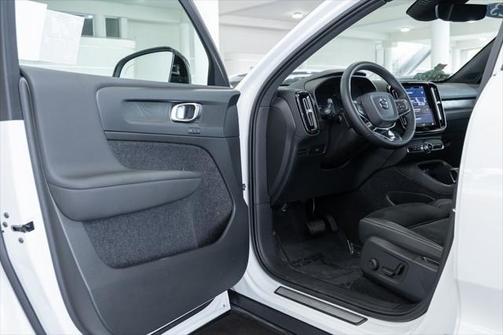2023 Volvo C40 Recharge Pure Electric Twin Plus