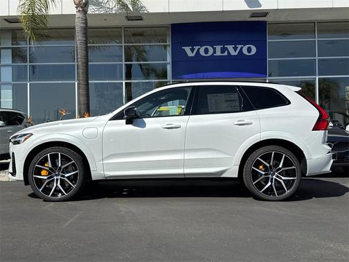 2026 Volvo XC60 Plug-In Hybrid T8 Polestar