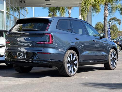 2025 Volvo EX90 Twin Motor Performance Ultra