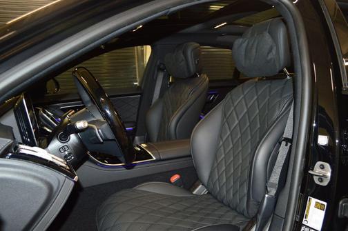 Obsidian Black Metallic 2025 Mercedes-Benz S-Class 4MATIC
