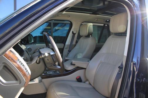 2022 Land Rover Range Rover P525 Westminster