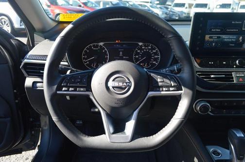 2024 Nissan Altima SR FWD