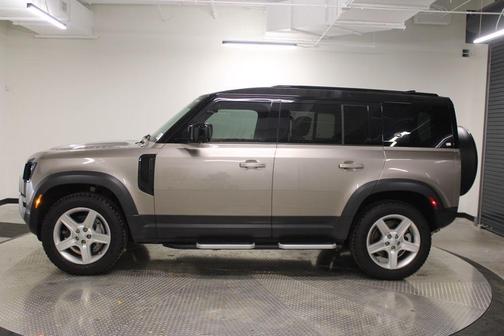 2023 Land Rover Defender 110 SE