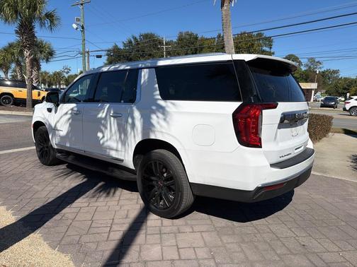 2021 GMC Yukon XL SLT
