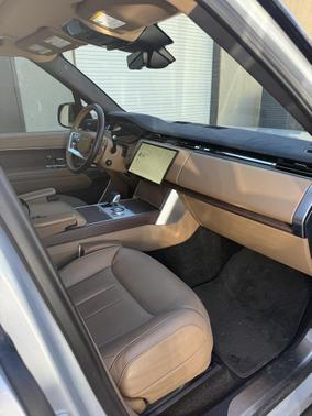 2024 Land Rover Range Rover P400 SE