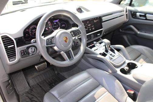 2021 Porsche Cayenne S