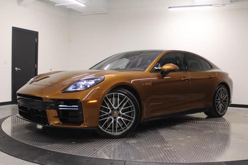 2025 Porsche Panamera GTS