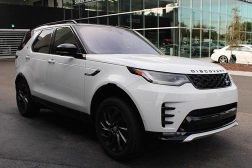 2022 Land Rover Discovery P300 S R-Dynamic
