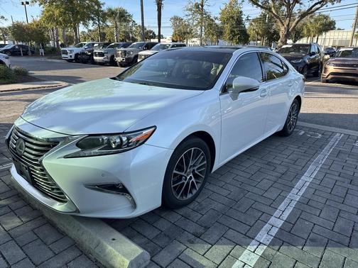 2017 Lexus ES 350 Base