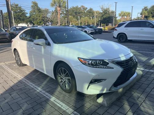 2017 Lexus ES 350 Base