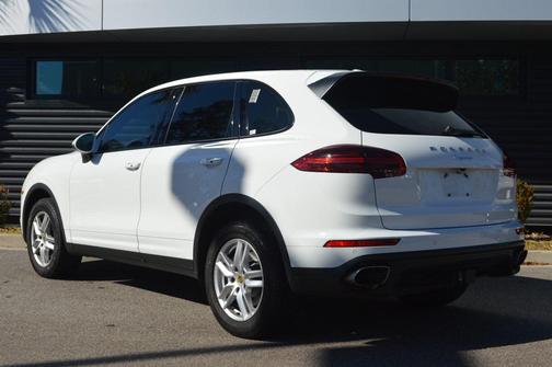 2017 Porsche Cayenne Cayenne