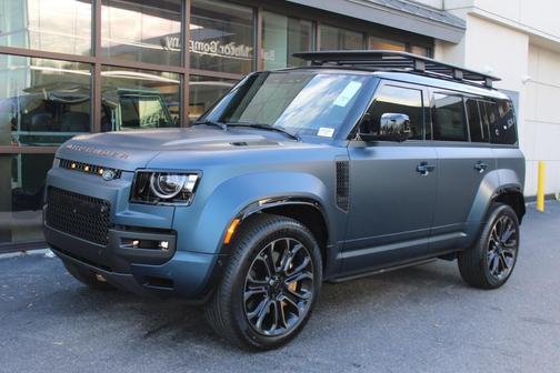 2026 Land Rover Defender 110 V8