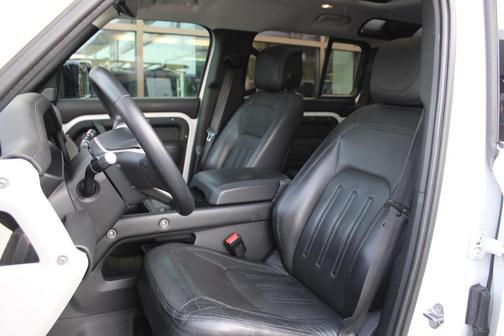 2020 Land Rover Defender 110 HSE