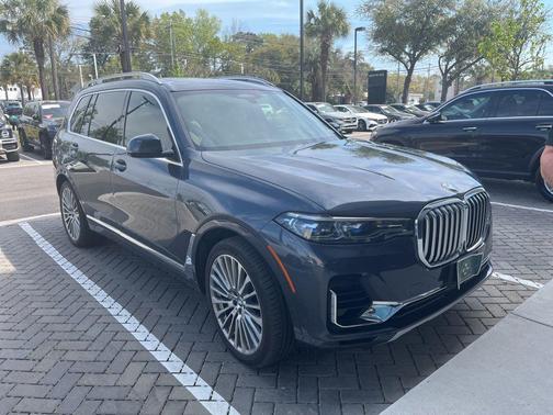 Arctic Gray Metallic 2019 BMW X7 xDrive50i