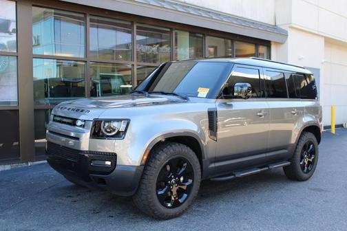 2025 Land Rover Defender 110 P300