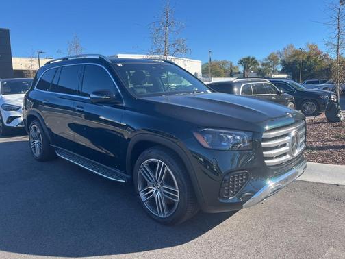 2025 Mercedes-Benz GLS 450 4MATIC